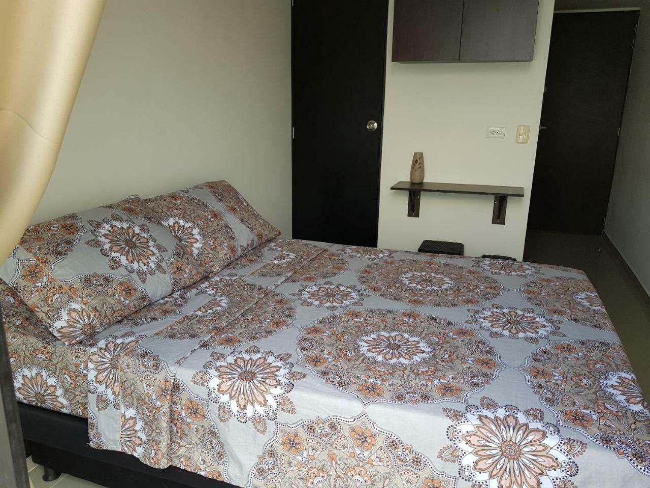Apartasuites Medellin Los Molinos Exterior foto